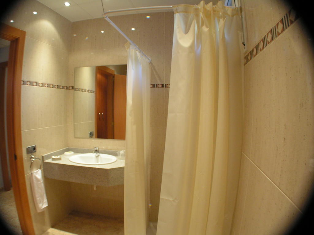 Hotel Zaytun Mequinenza Oda fotoğraf
